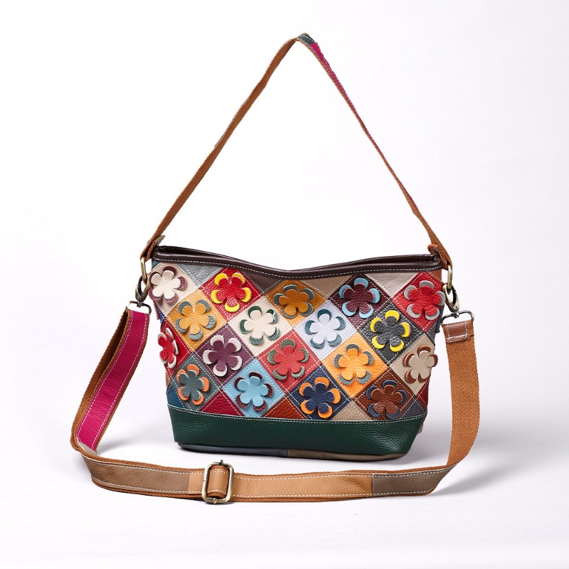 Luxury Bags Everyday - ヴィンテージ風の洗練された日常使いの女性用クロスボディバッグ 本革製 ハンドメイド キルト加工 花柄デザイン ショルダーバッグ