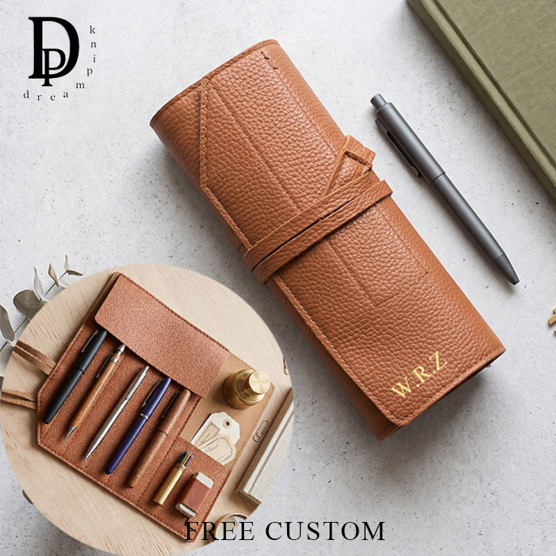 Luxury Bags China Wholesale - カスタム名入り高級トラベルポータブルペンポーチ DIY卸売 ビジネスペンスロットロール彫刻 カジュアルメイクアップブラシ収納バッグ