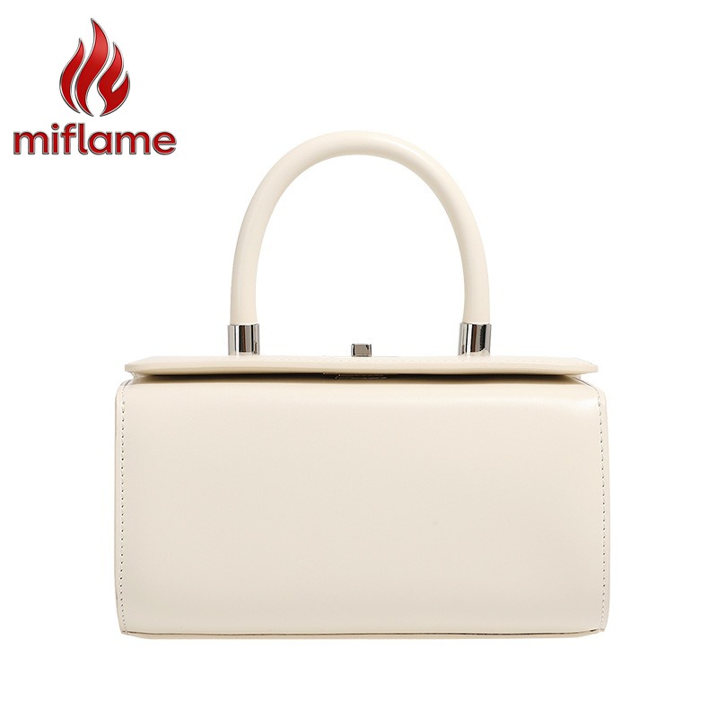 Luxury Bags Everyday - ミニマリストな普段使いの女性用ショルダーバッグ 本革トップグレインレザー 高級ハンドバッグ 変形可能 調節可能なストラップ