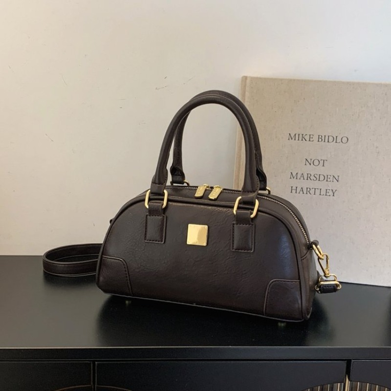 おむつバッグ高級ブランドデザイナーパリファッションレザークロ - Luxury Bags Paris のレビューと価格