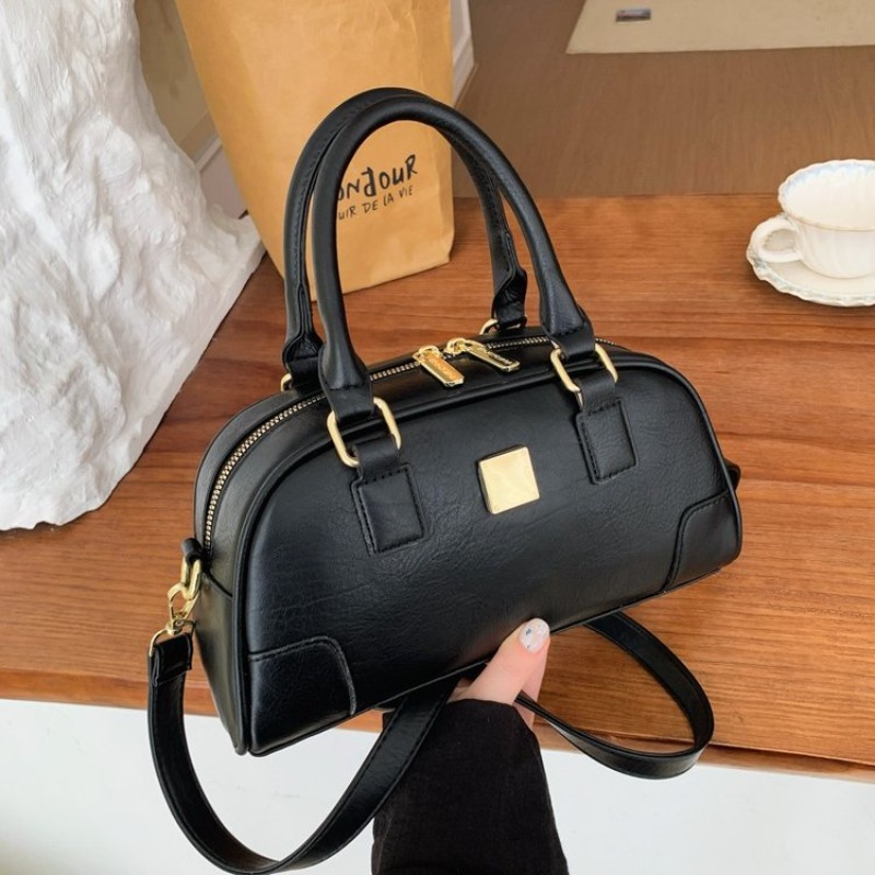 おむつバッグ高級ブランドデザイナーパリファッションレザークロ - Luxury Bags Paris のレビューと価格