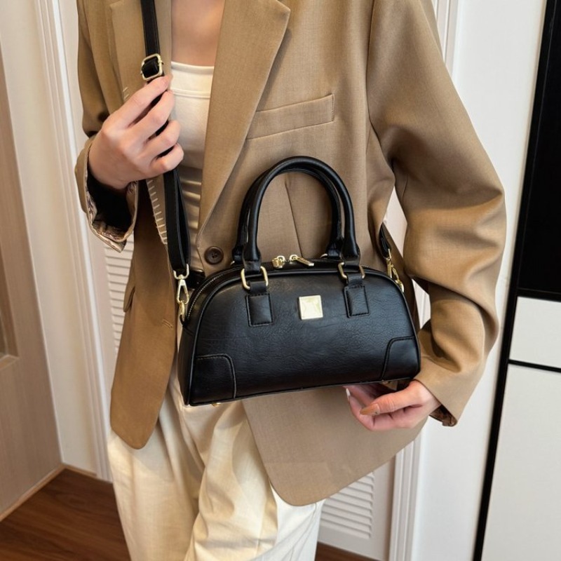 おむつバッグ高級ブランドデザイナーパリファッションレザークロ - Luxury Bags Paris のレビューと価格