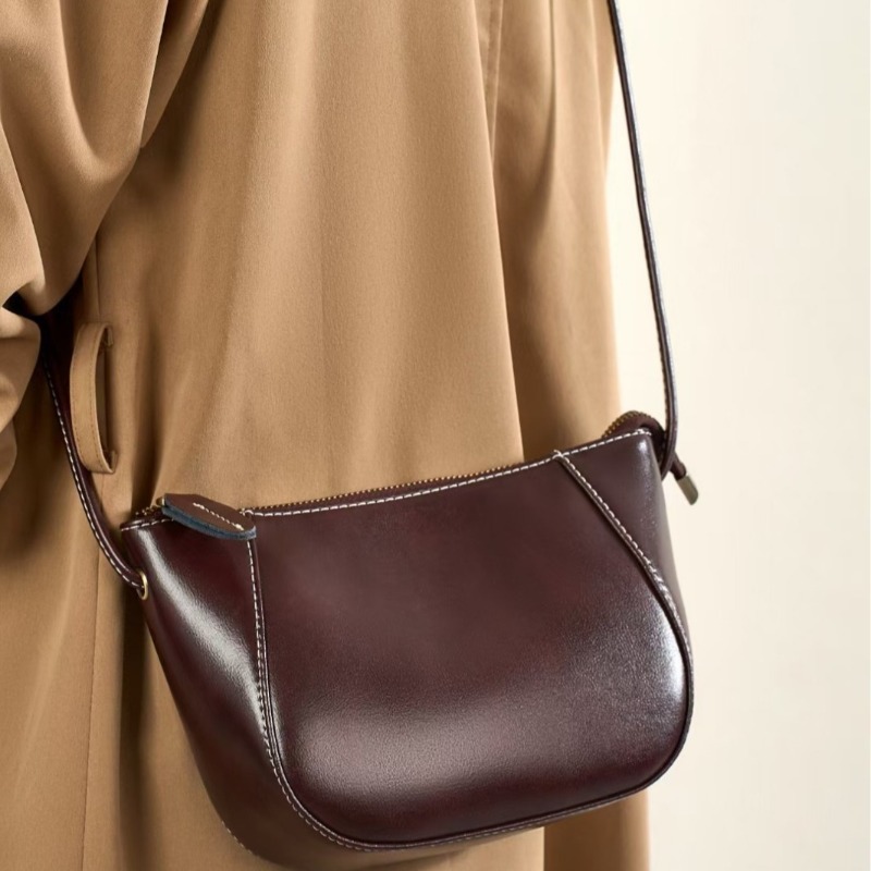 ミニマリストな日常使いのカジュアルショルダーバッグ（女性用） - Luxury Bags Everyday のレビューと価格
