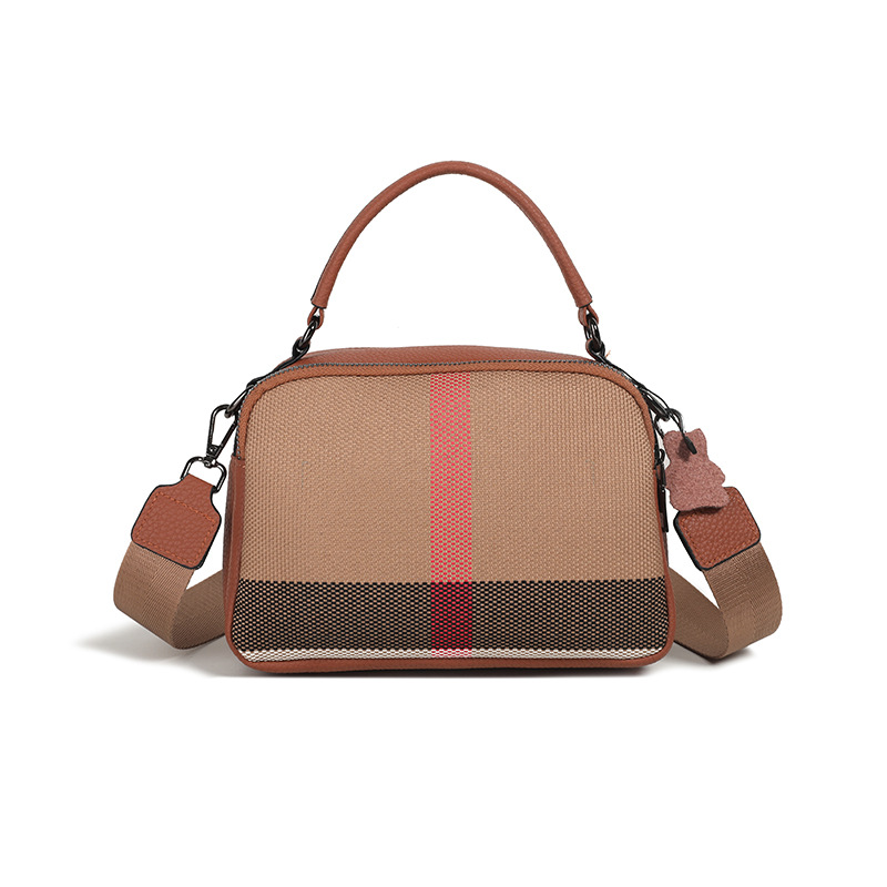 有名デザイナーによるファッショナブルなミニマリストレザーおむ - Luxury Bags Paris のレビューと価格