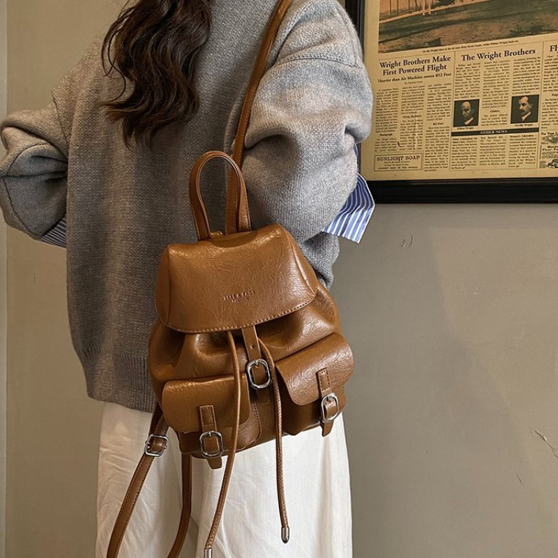 エレガントなレザーの女性用ショルダーバッグ、ハイエンドの高級 - Luxury Bags Paris のレビューと価格
