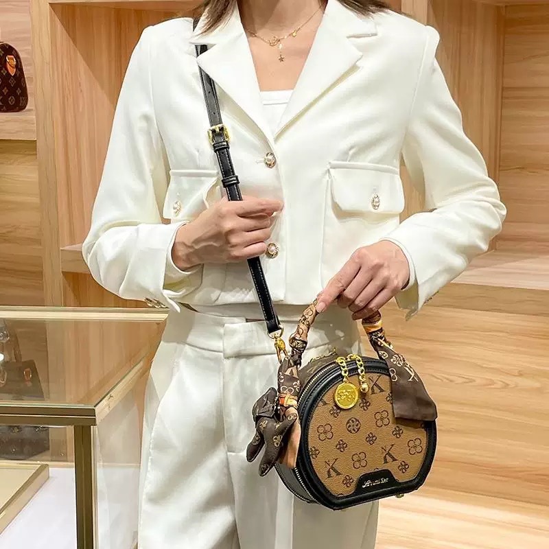 カジュアルでシンプルなヴィンテージ風クラシックデザイナー、パ - Luxury Bags Paris のレビューと価格