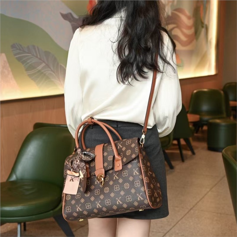 ライト高級ブランドのレディースバッグ 2025 新しいファッ - Luxury Bags Collection のレビューと価格