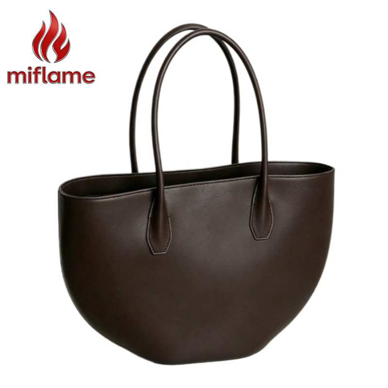 レディース ショルダー トートバッグ 高級 ハーフムーン 本 - Structured Handbag Top Handle のレビューと価格